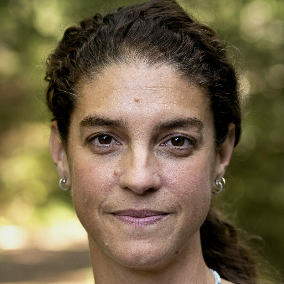 Direktor kabinetida anal jinsiy aloqa